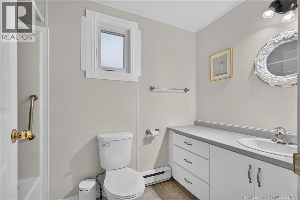83 Louisbourg Street, Shediac, New Brunswick  E4P 1Z8 - Photo 9 - NB148935