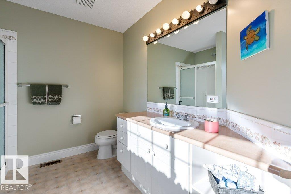 27 FAIR OAKS DR