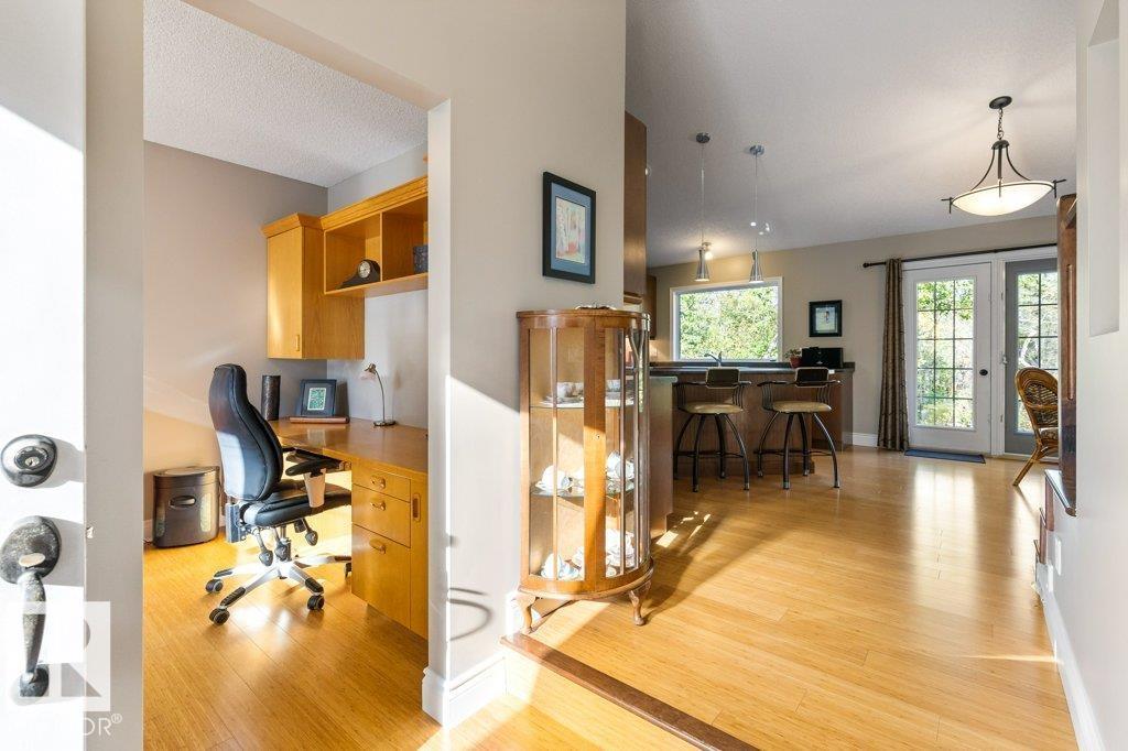 27 FAIR OAKS DR