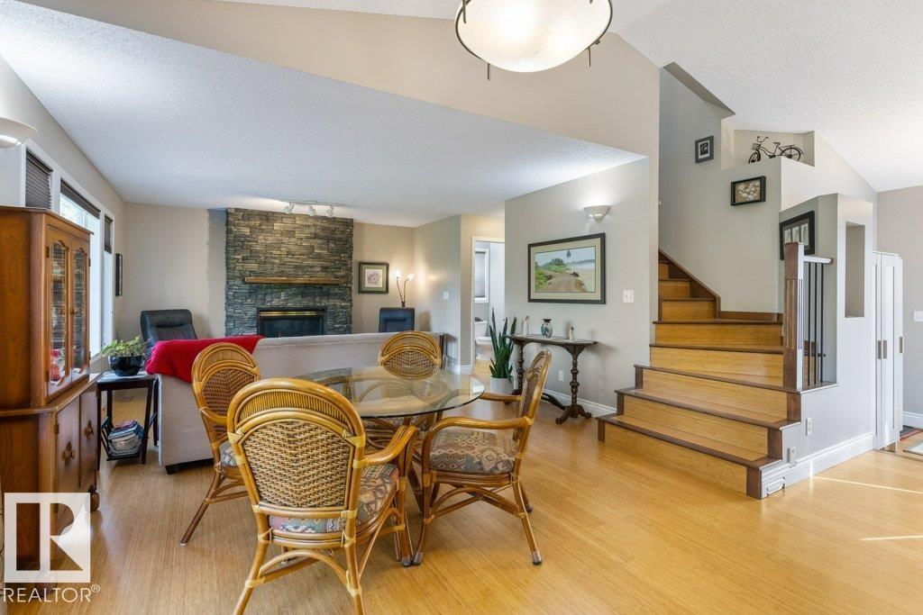 27 FAIR OAKS DR
