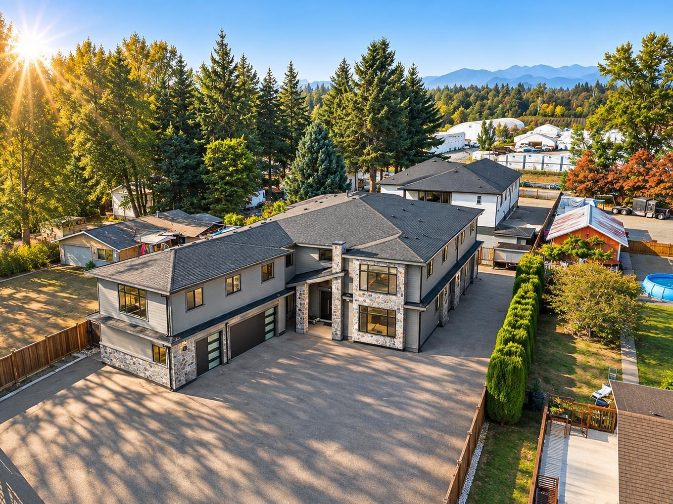 23697 Old Yale Road, Langley, British Columbia  V2Z 2K4 - Photo 3 - R3170676