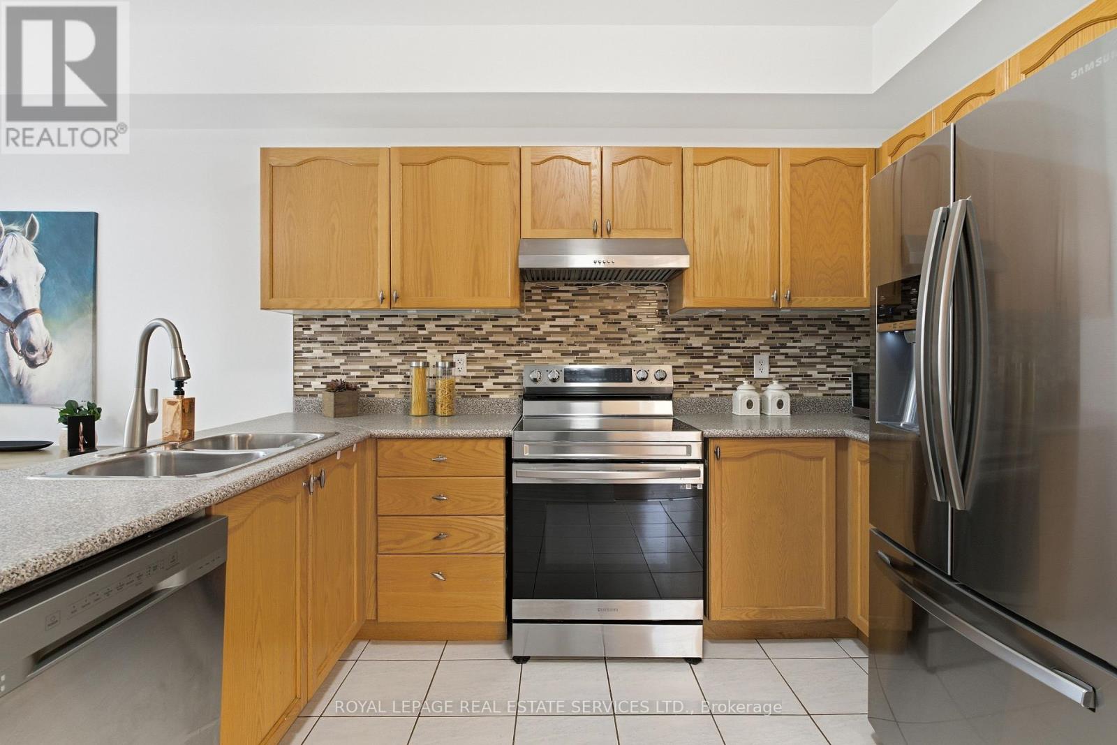 4615 Jethro Court, Mississauga, Ontario  L5R 0B2 - Photo 9 - W13848324