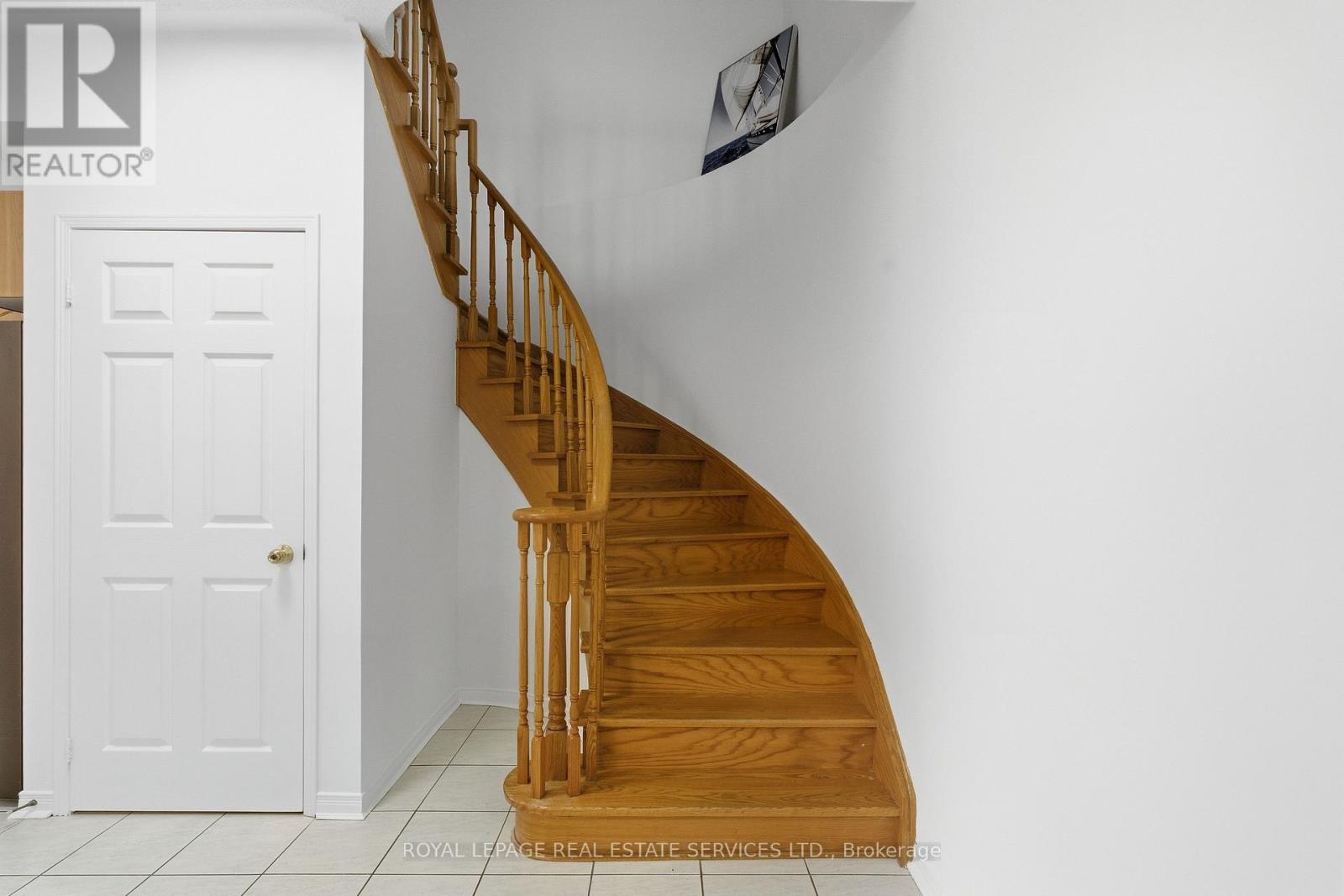 4615 Jethro Court, Mississauga, Ontario  L5R 0B2 - Photo 19 - W13848324