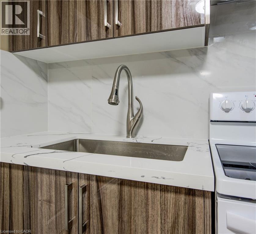 388 Rittenhouse Road Unit# Lower, Kitchener, Ontario  N2E 3M4 - Photo 8 - 40867987