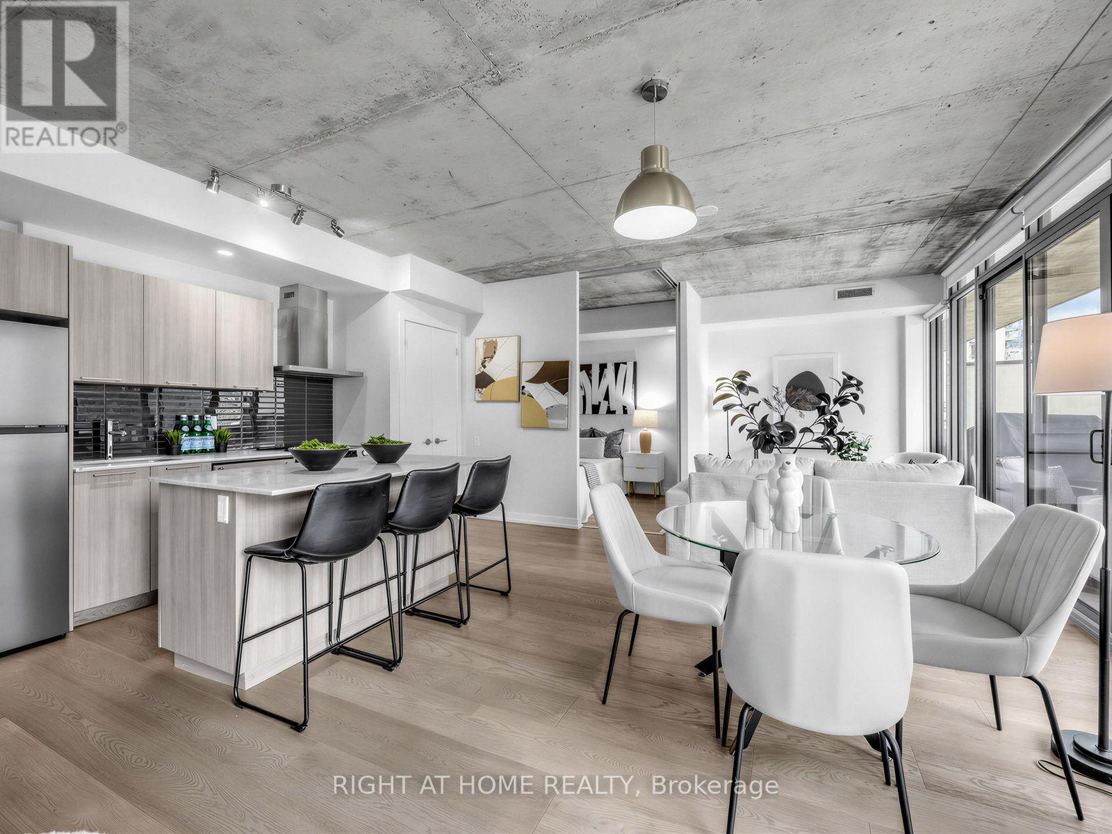 708 - 650 King Street West Street W, Toronto, Ontario  M5V 1M5 - Photo 2 - C13823774