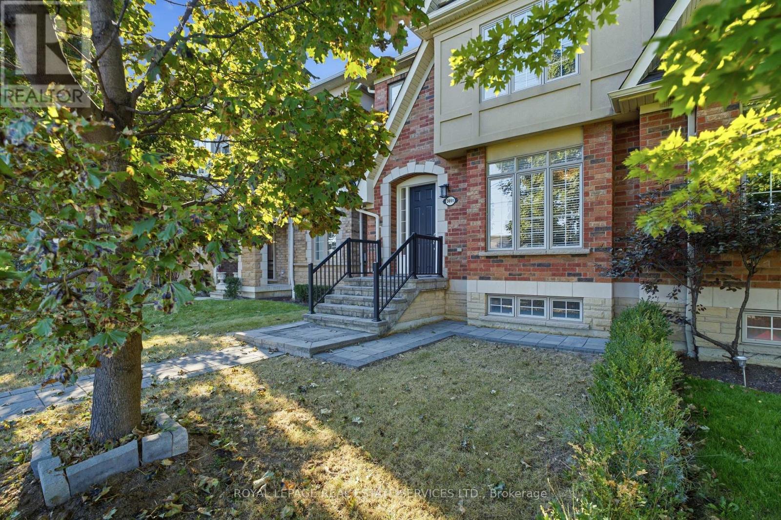 Eglinton A - 3891 Eglinton Avenue W, Mississauga, Ontario  L5M 7Z7 - Photo 4 - W13848330