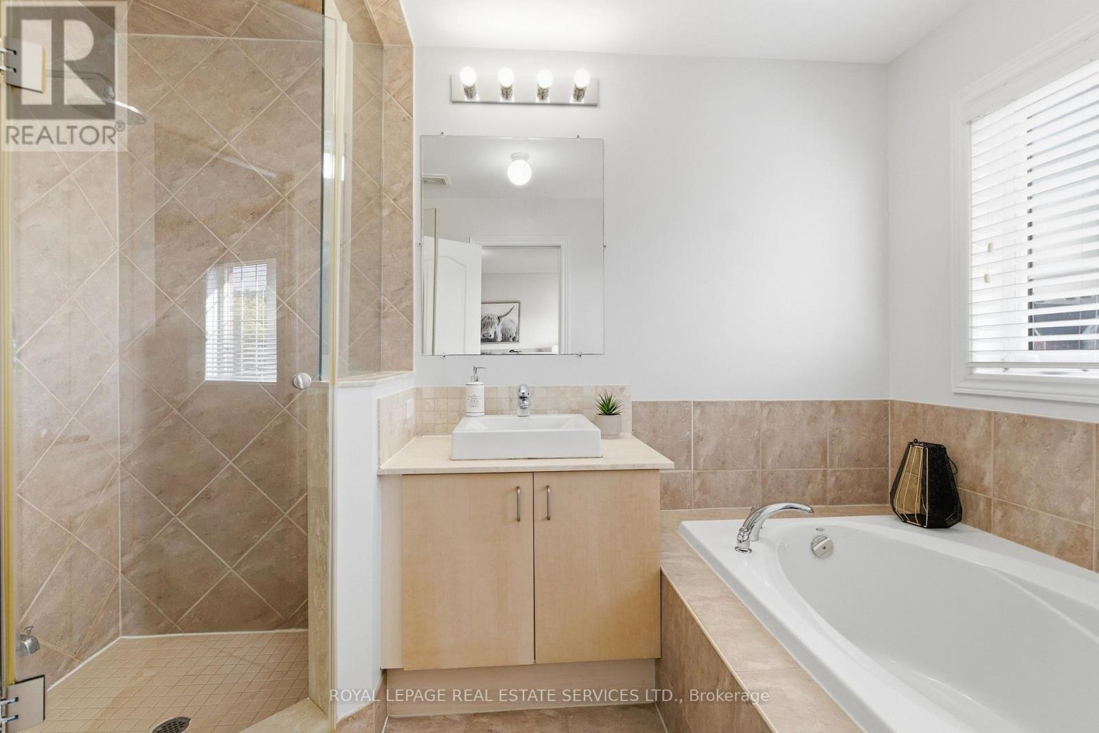 Eglinton A - 3891 Eglinton Avenue W, Mississauga, Ontario  L5M 7Z7 - Photo 30 - W13848330