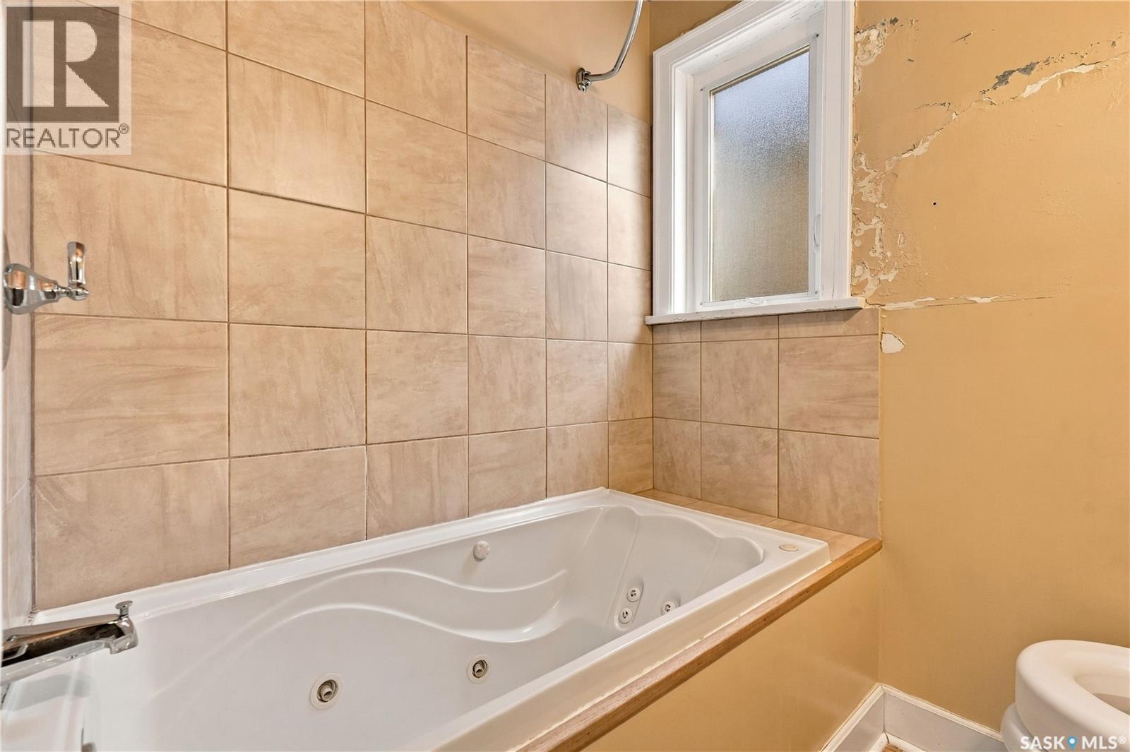 821 College Avenue, Regina, Saskatchewan  S4N 0Y1 - Photo 15 - SK050060