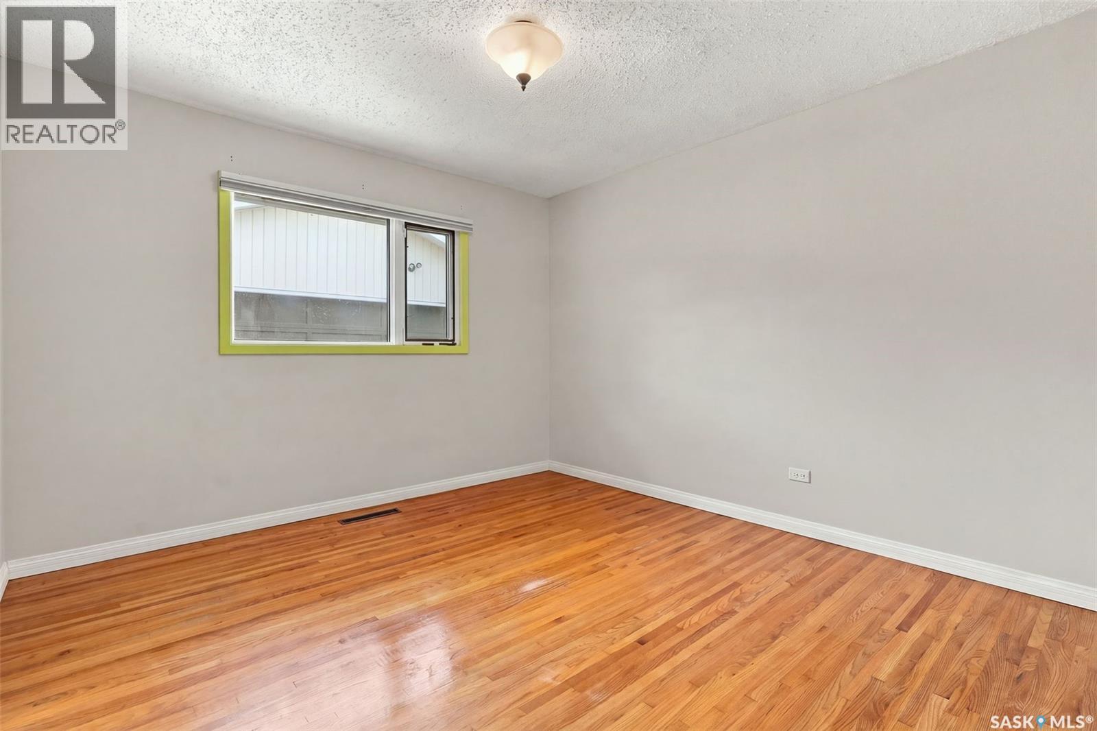 45 Cardinal Crescent, Regina, Saskatchewan  S4S 4Y6 - Photo 22 - SK050035
