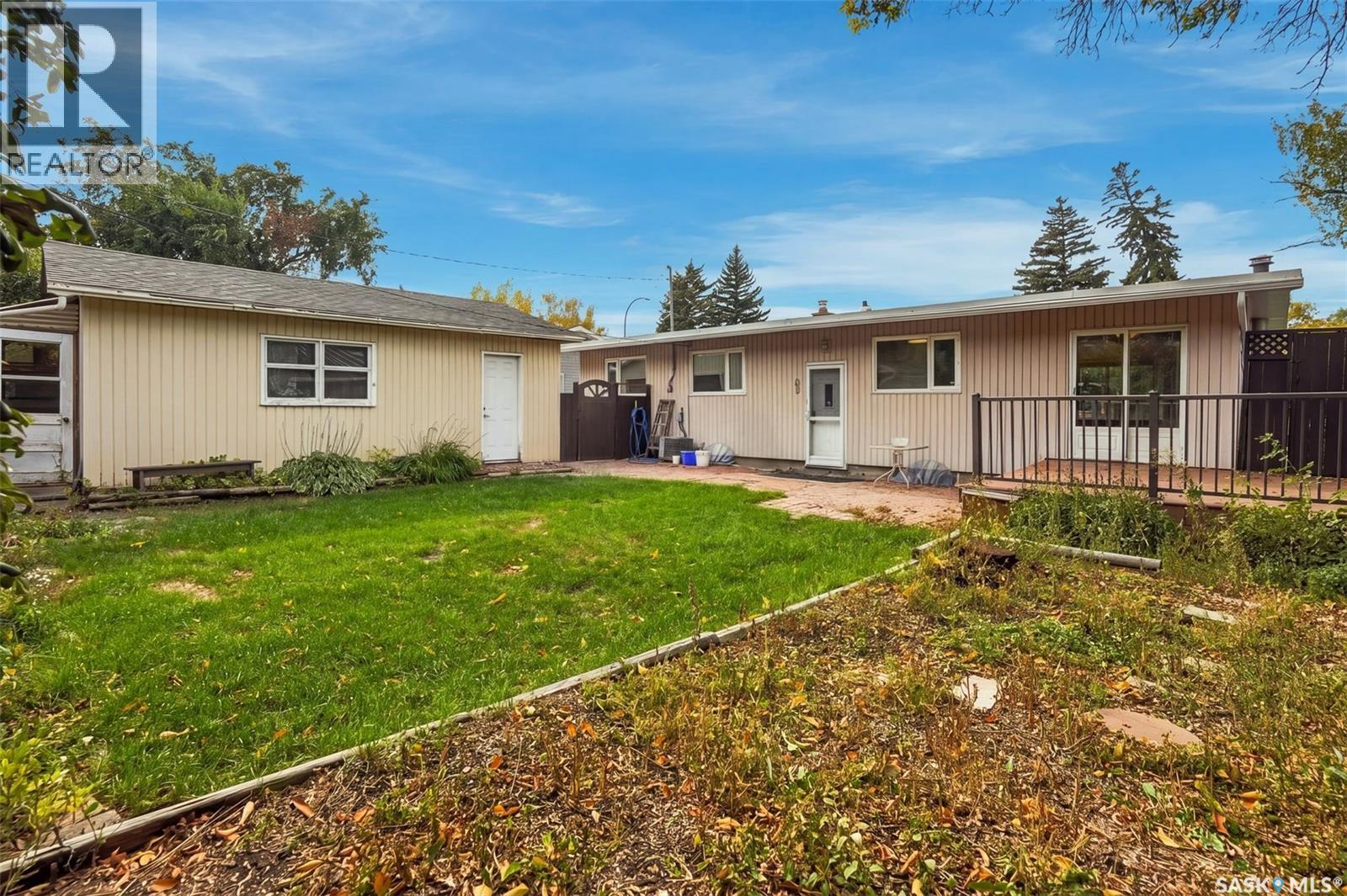 45 Cardinal Crescent, Regina, Saskatchewan  S4S 4Y6 - Photo 42 - SK050035
