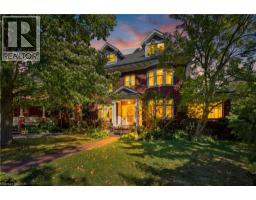 32 WENTWORTH Avenue, Cambridge, Ontario