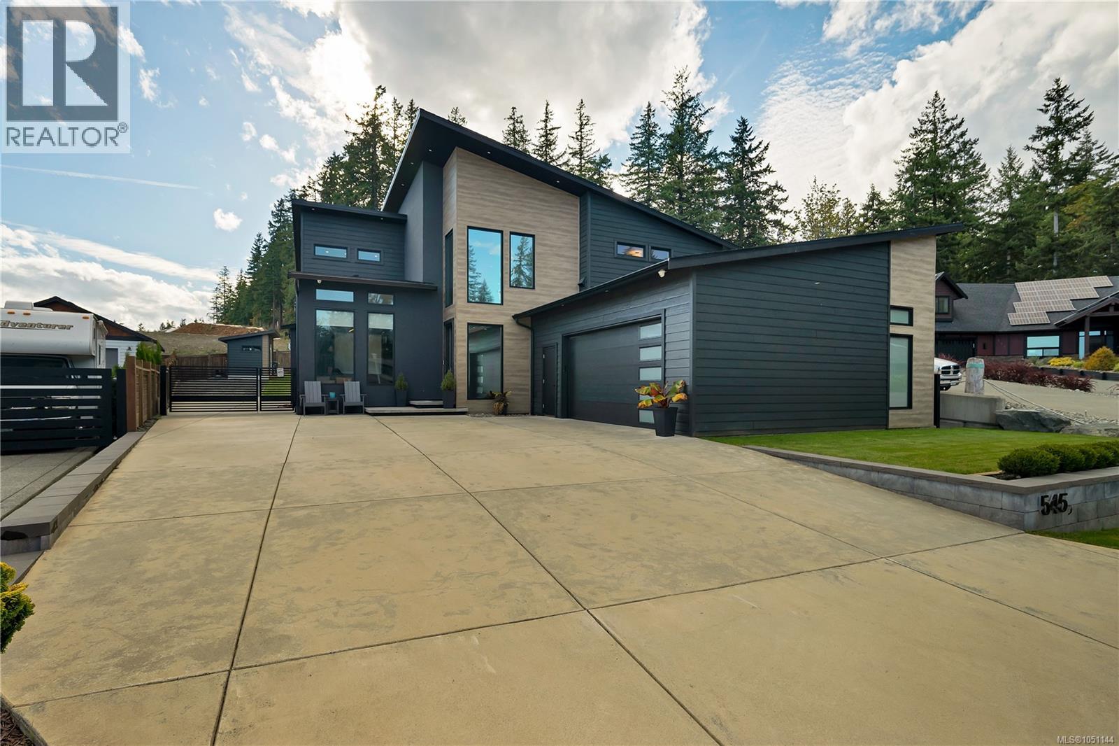 545 Nebraska Pl, Campbell River, British Columbia  V9H 0E3 - Photo 1 - 1051144