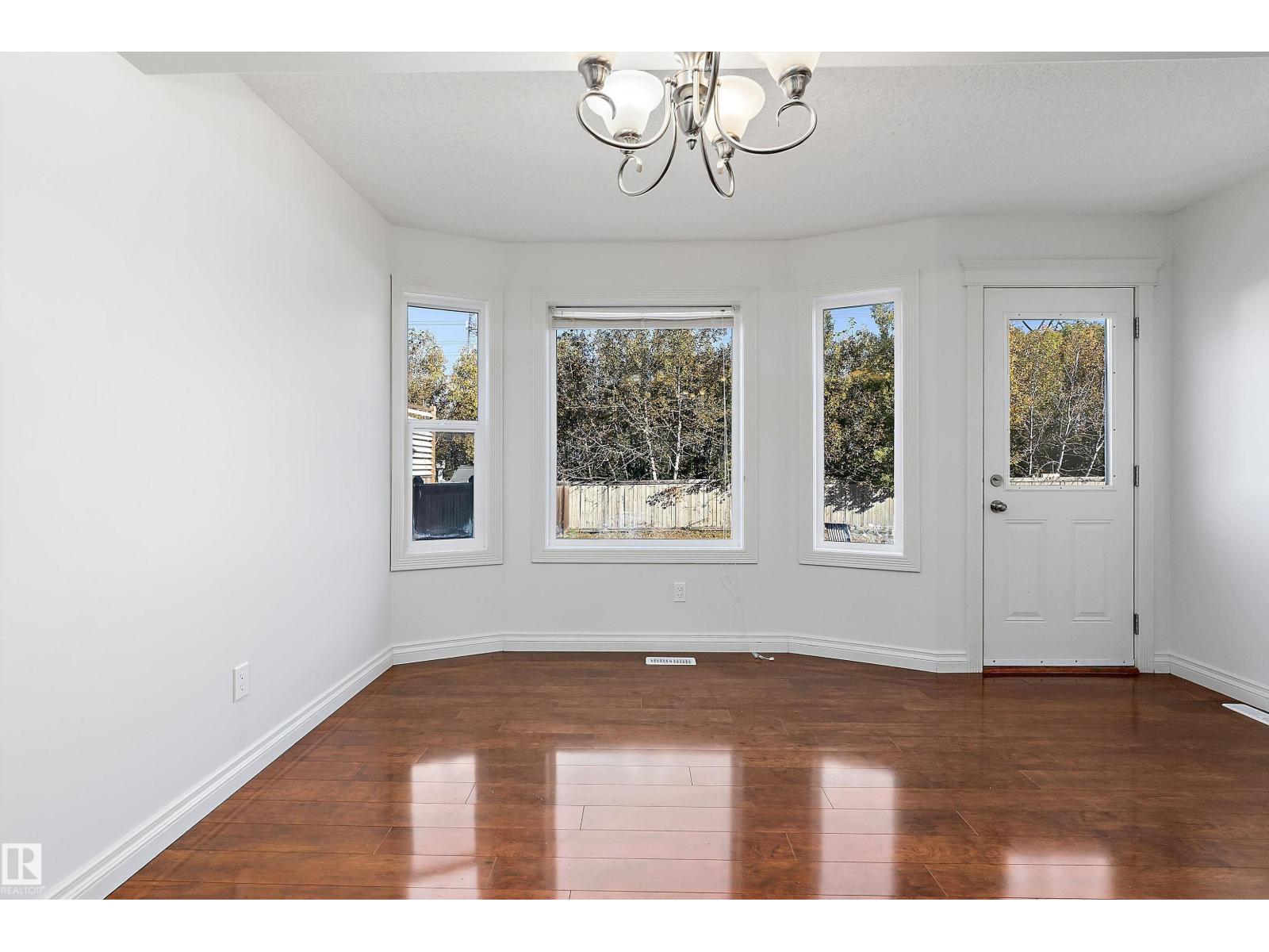 8419 2 AV SW