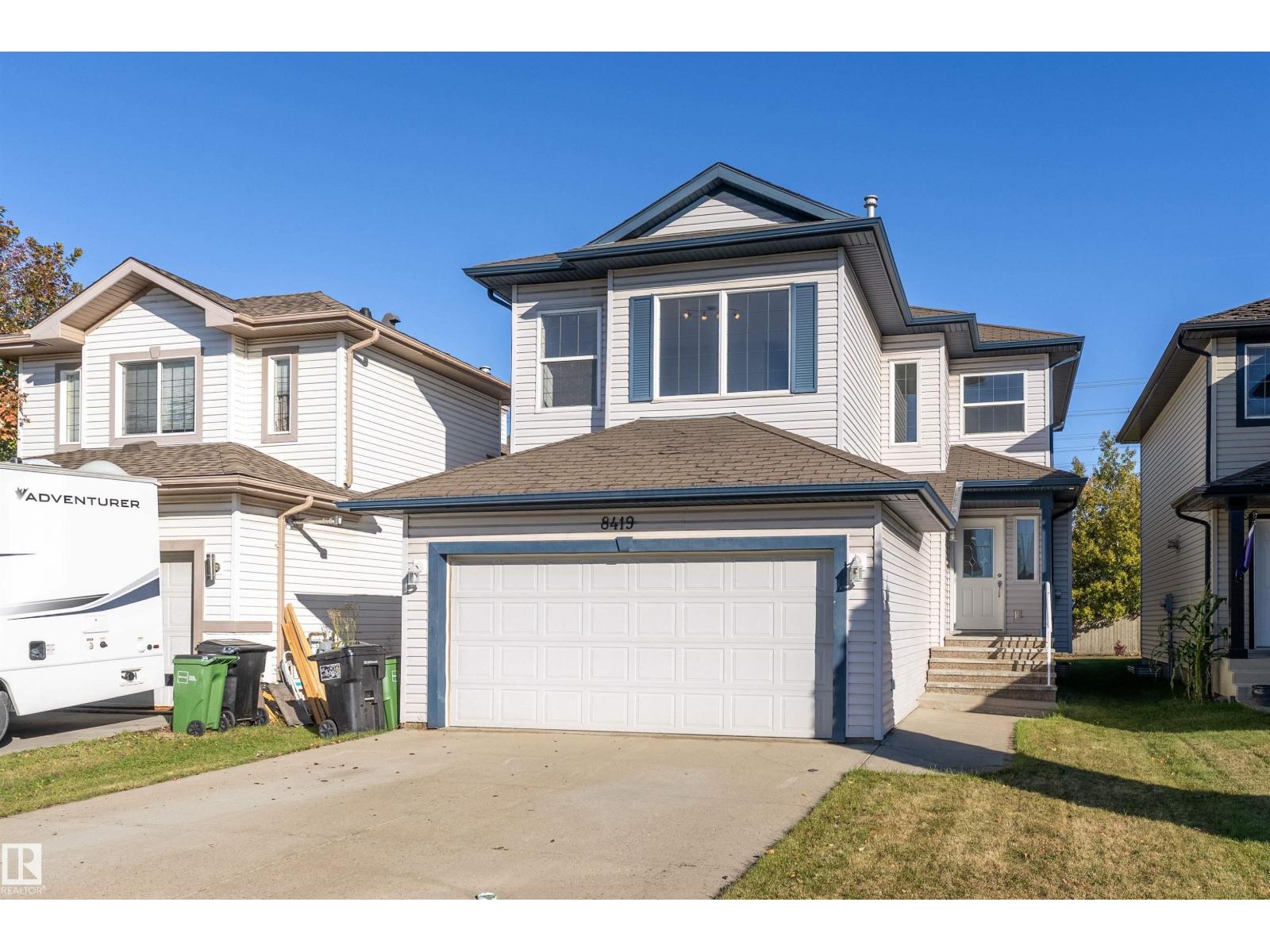 8419 2 AV SW
