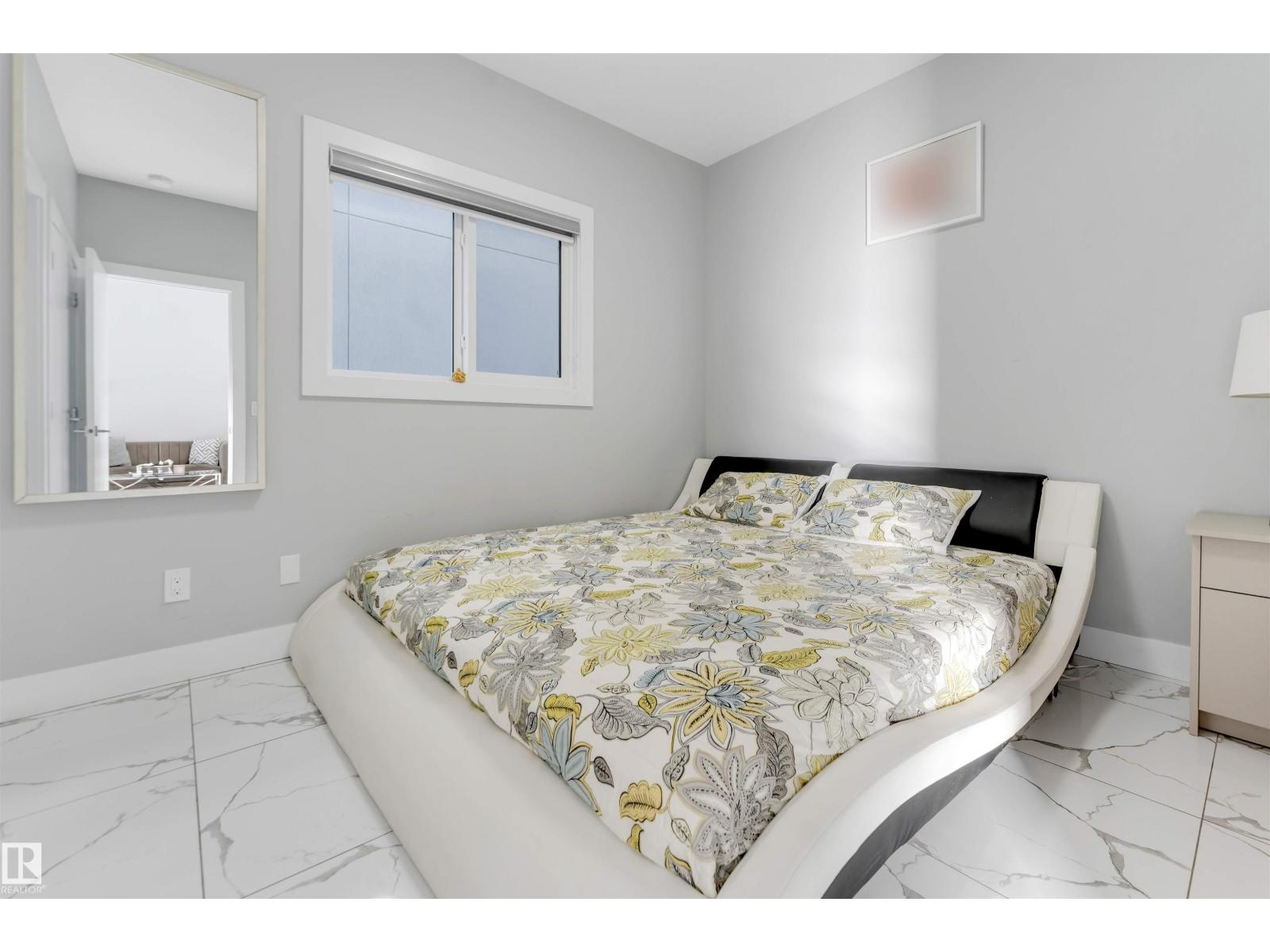 1831 18 ST NW