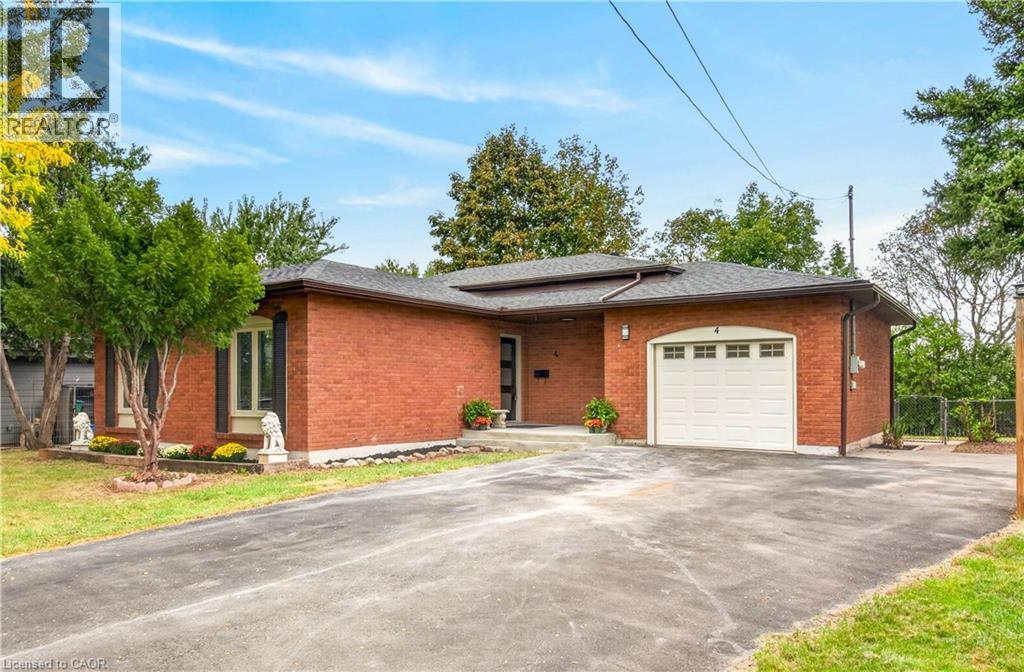 4 Woodcrest Drive, Grimsby, Ontario  L3M 1C4 - Photo 3 - 40867441
