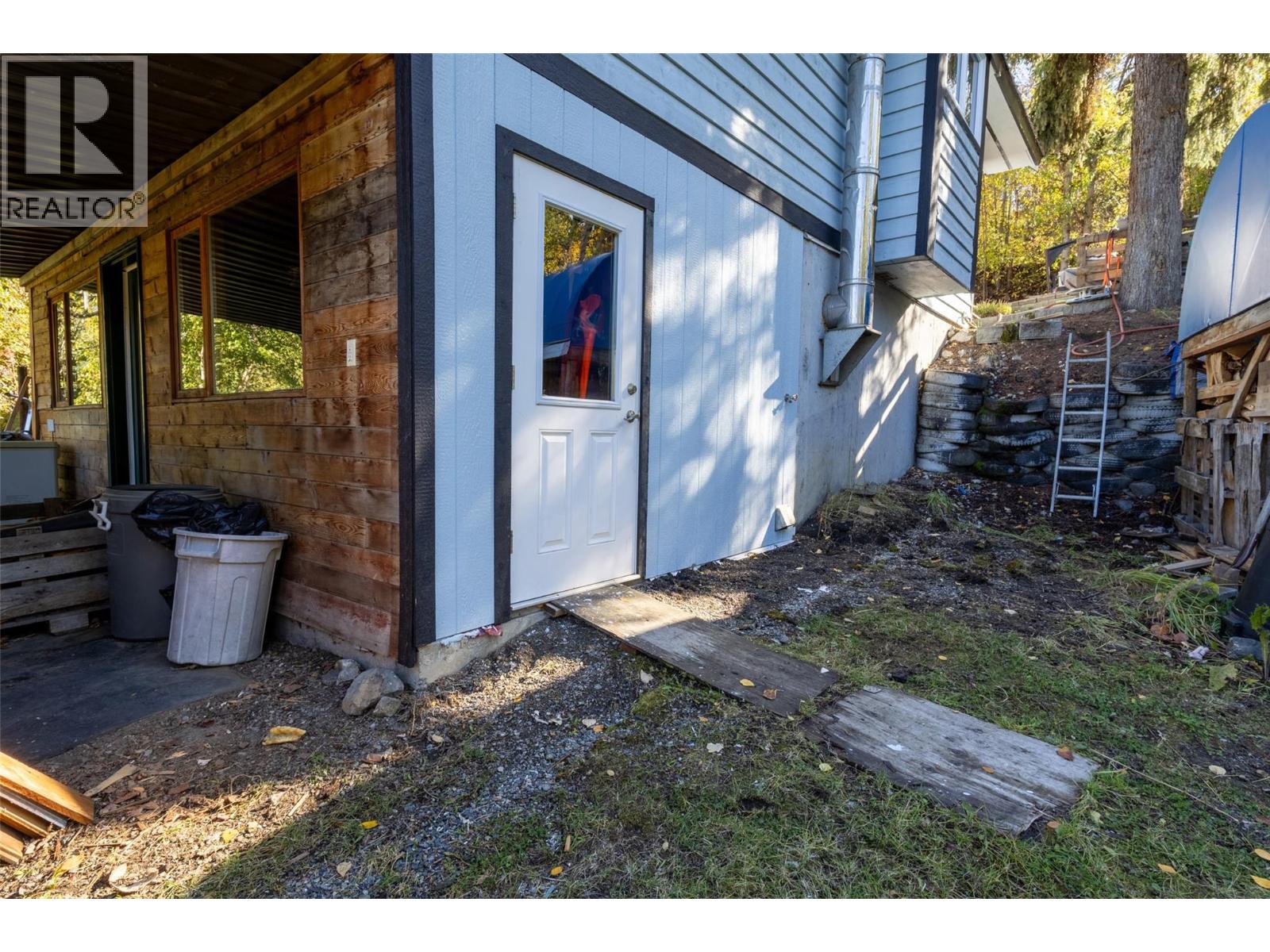 3324 Powell Road