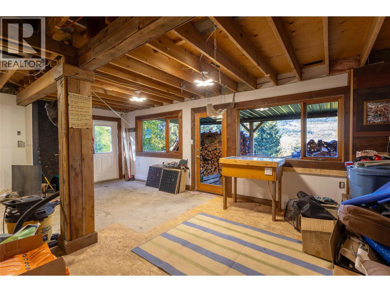 3324 Powell Road