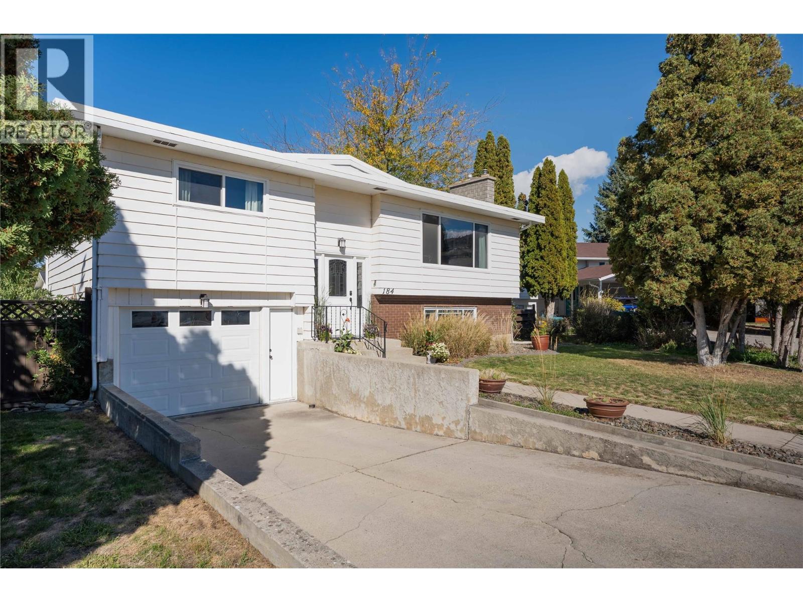 184 Mcgraw Court, Penticton, British Columbia  V2A 6Y6 - Photo 2 - 10402293