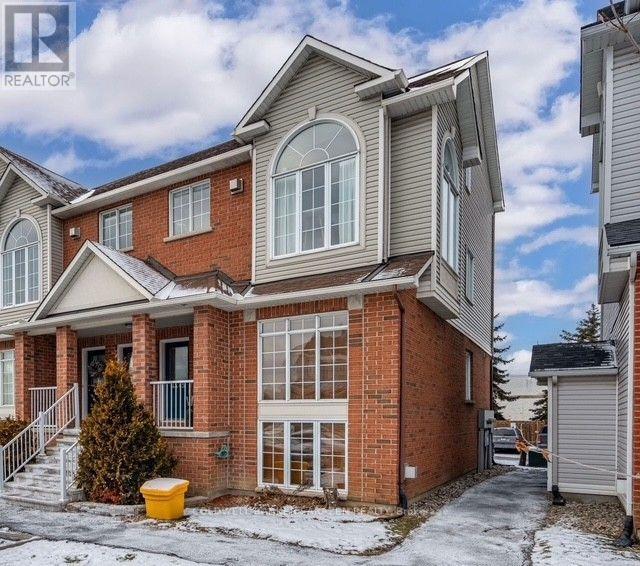 4 - 4443 HARPER AVENUE, ottawa, Ontario