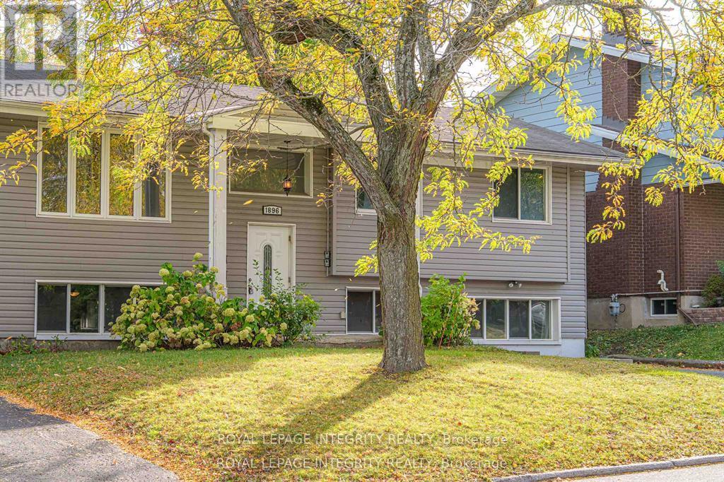 B - 1896 Featherston Drive, Ottawa, Ontario  K1H 6P5 - Photo 3 - X13851102