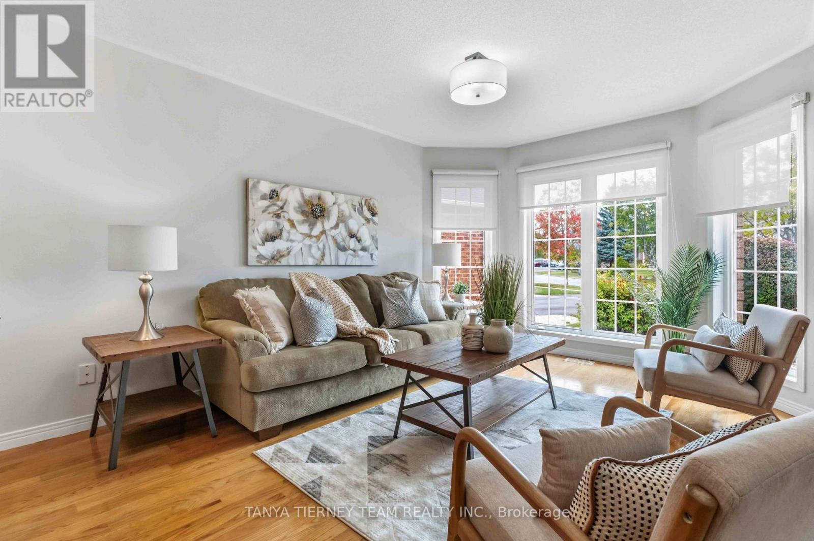 5 Padfield Drive, Clarington, Ontario  L1C 5E4 - Photo 6 - E13851034