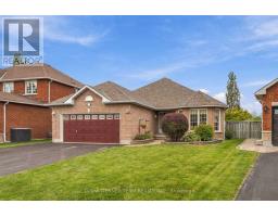 5 PADFIELD DRIVE, Clarington, Ontario