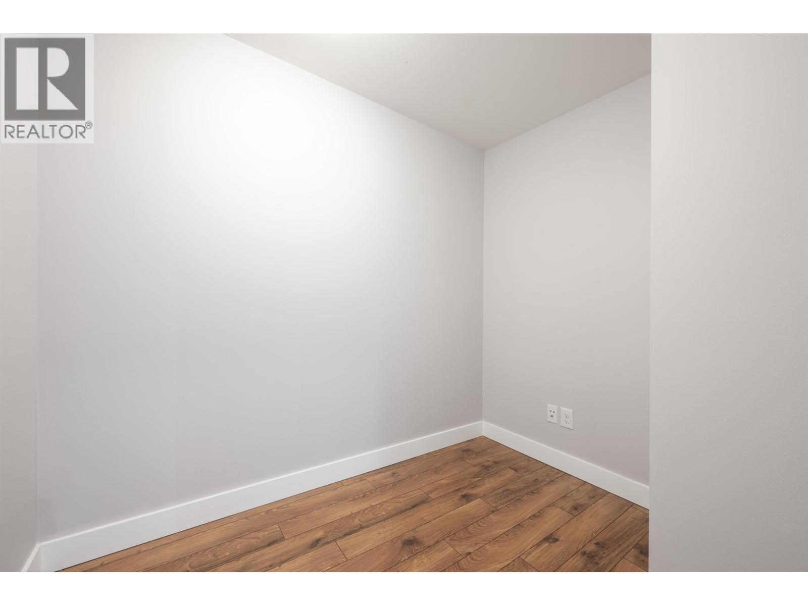 311 12070 227 STREET