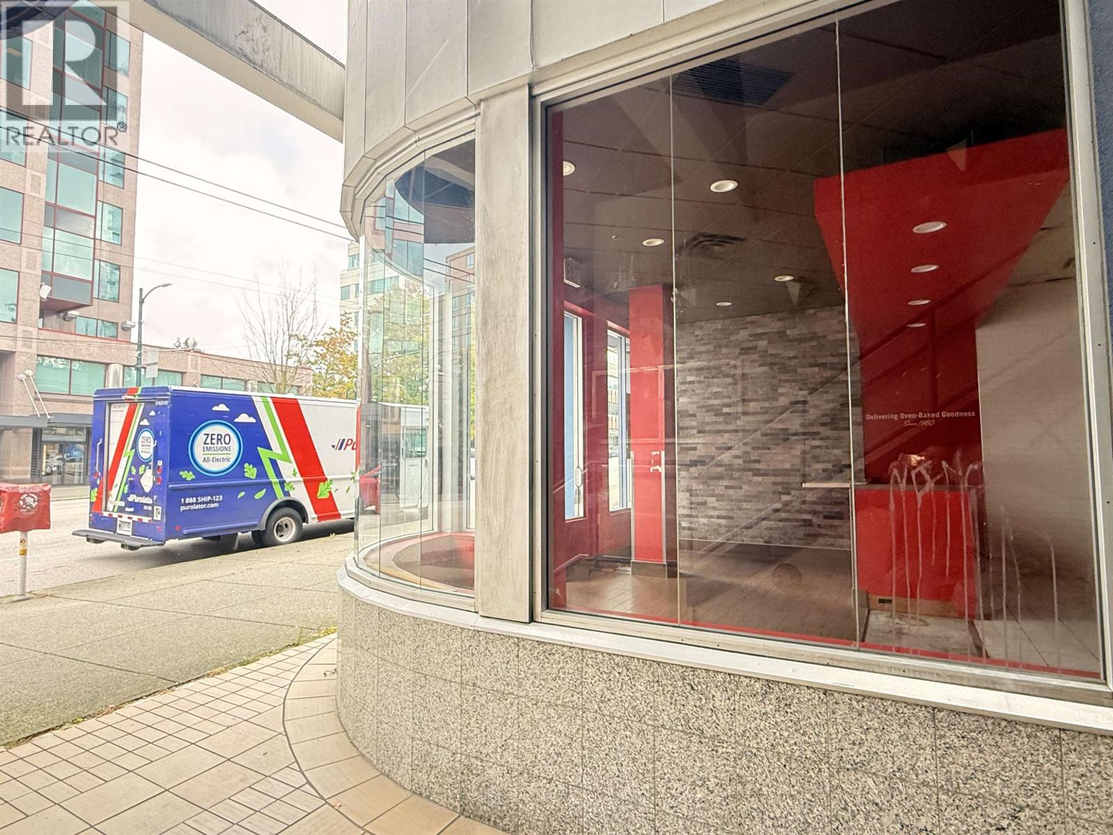 1312 W Broadway Street, Vancouver, British Columbia  V6H 1H2 - Photo 3 - C8082455