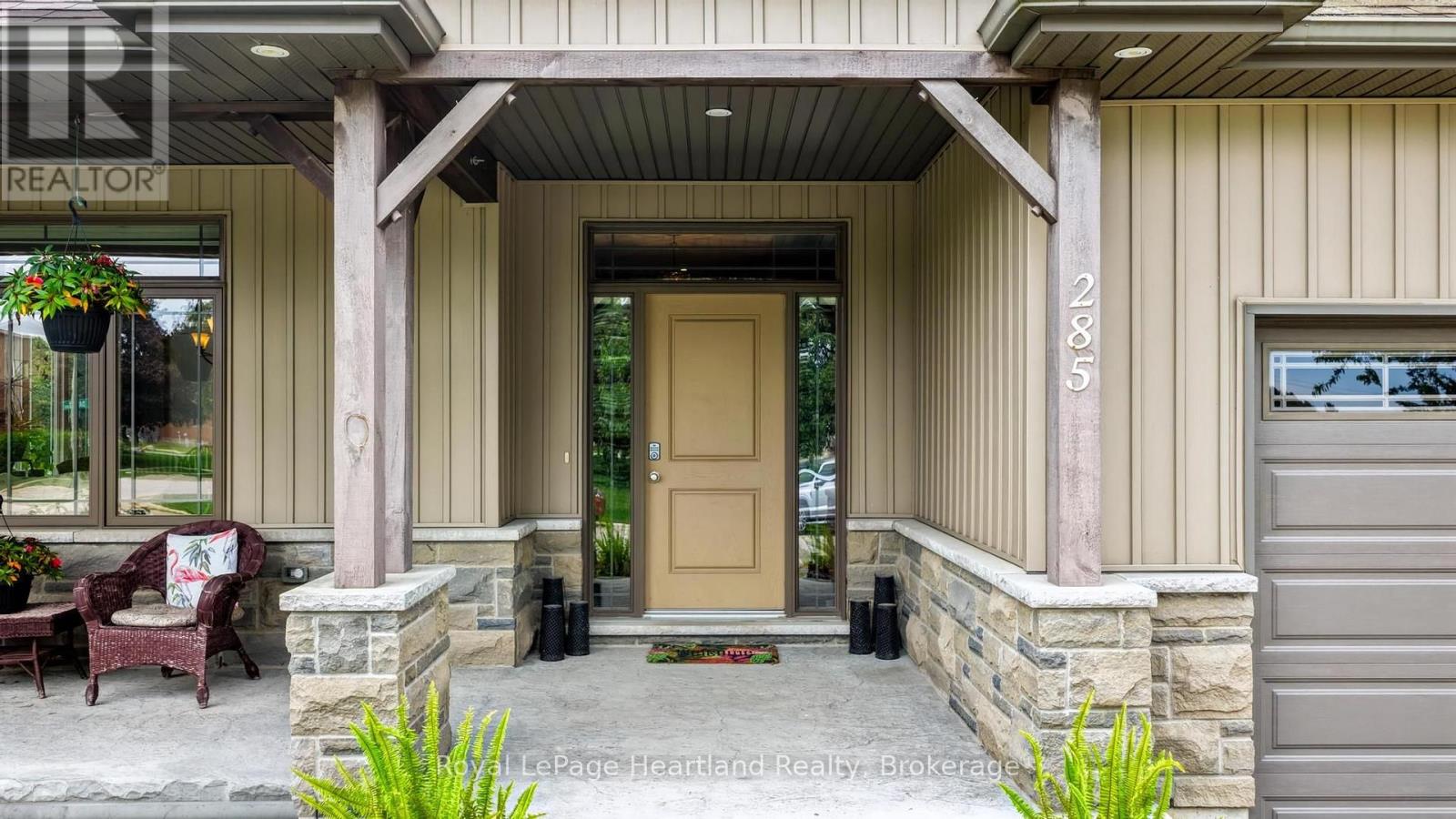 285 Darling Boulevard, South Huron, Ontario  N0M 1S1 - Photo 4 - X13851056