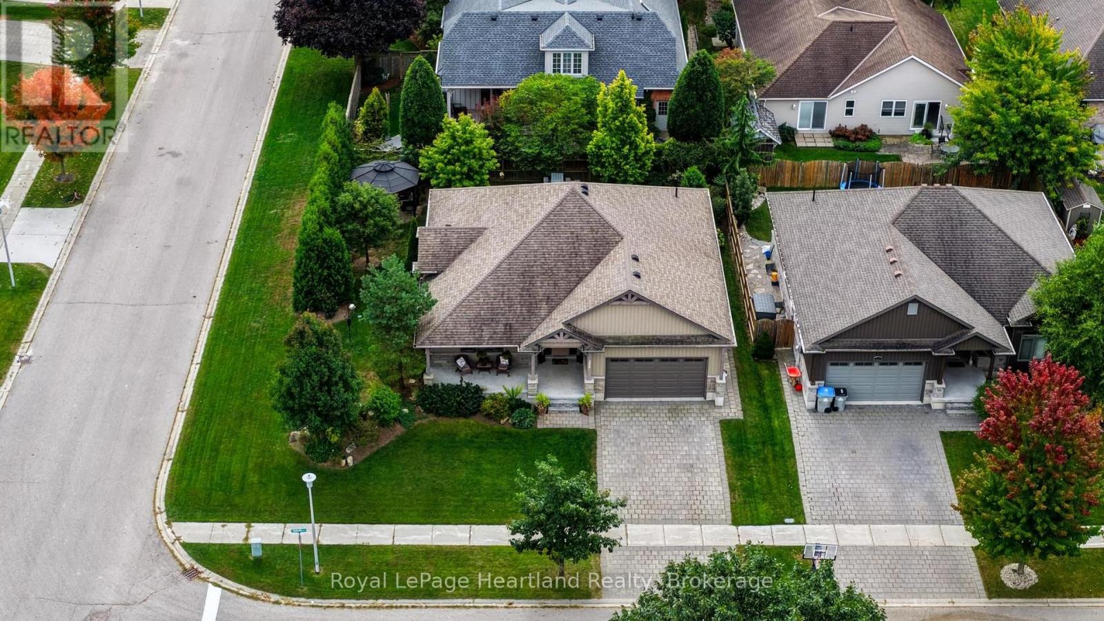 285 Darling Boulevard, South Huron, Ontario  N0M 1S1 - Photo 49 - X13851056