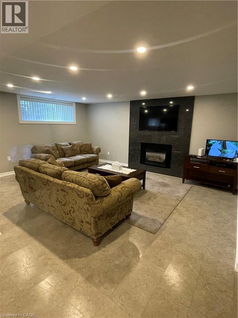 72 Purnell Drive, Hamilton, Ontario  L9C 4Y3 - Photo 15 - 40868034