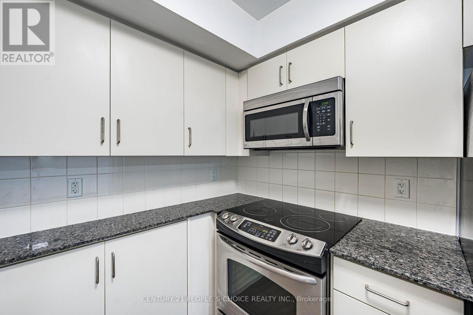 1012 - 205 Sherway Garden, Toronto, Ontario  M9C 0A5 - Photo 17 - W13851042