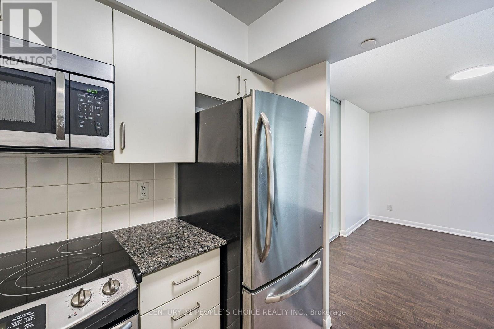 1012 - 205 Sherway Garden, Toronto, Ontario  M9C 0A5 - Photo 19 - W13851042