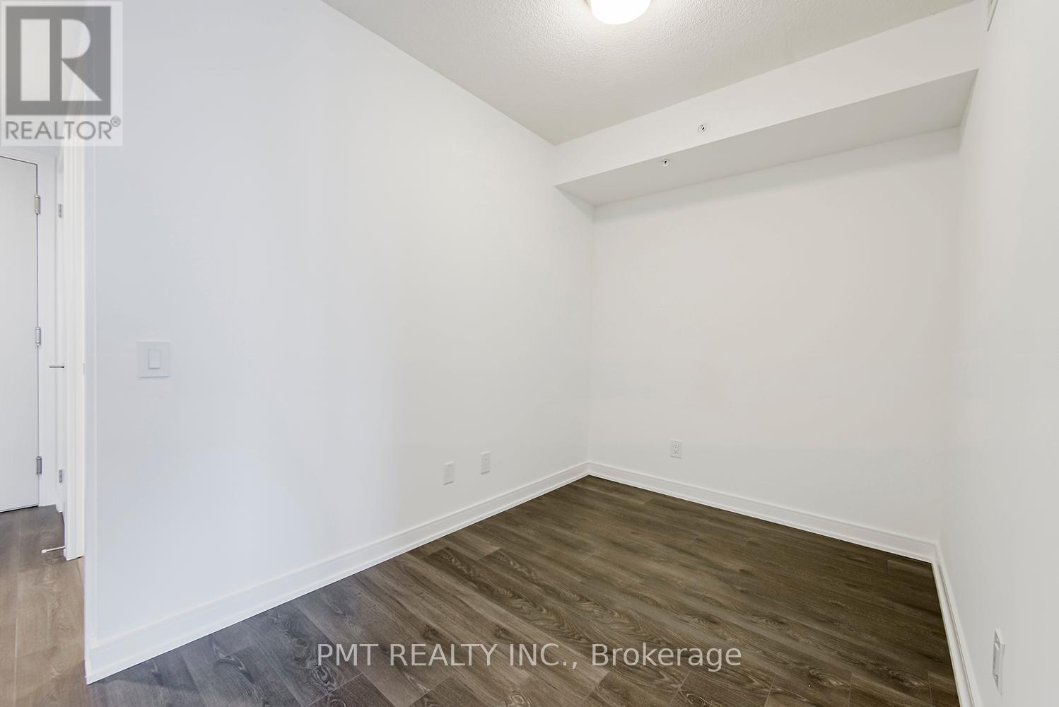2105 - 30 Samuel Wood Way, Toronto, Ontario  M9B 0C9 - Photo 5 - W13851050