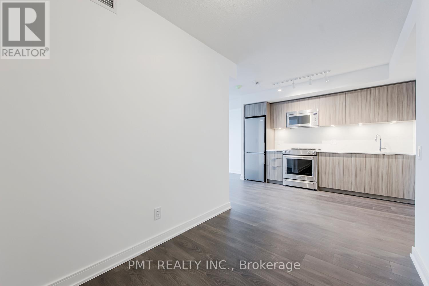 2105 - 30 Samuel Wood Way, Toronto, Ontario  M9B 0C9 - Photo 6 - W13851050