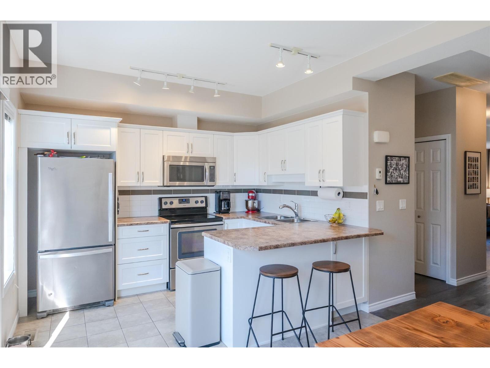 3363 Wilson Street Unit# 125, Penticton, British Columbia  V2A 9G7 - Photo 3 - 10402235
