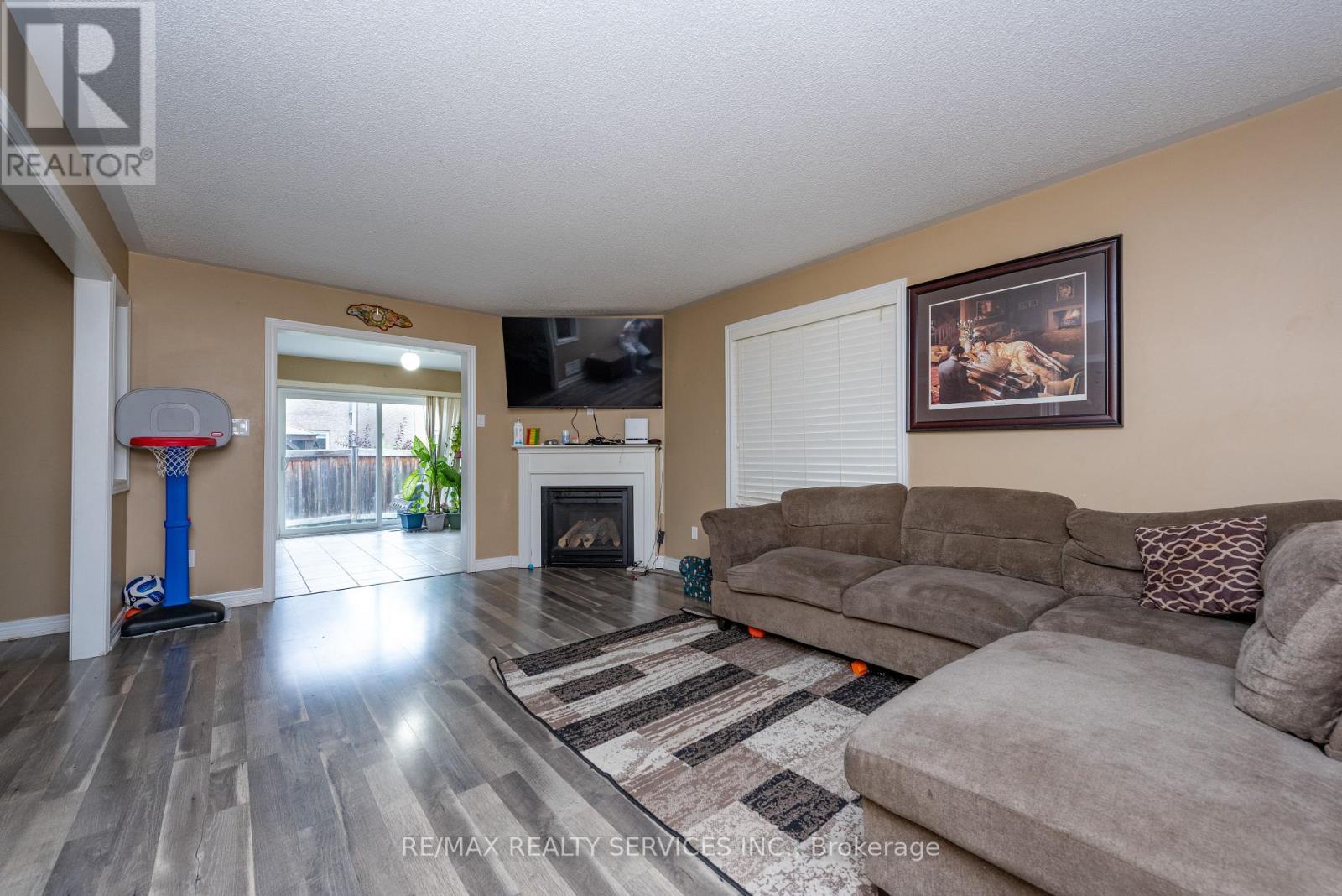 59 Beachville Circle, Brampton, Ontario  L6X 0V3 - Photo 18 - W13849736