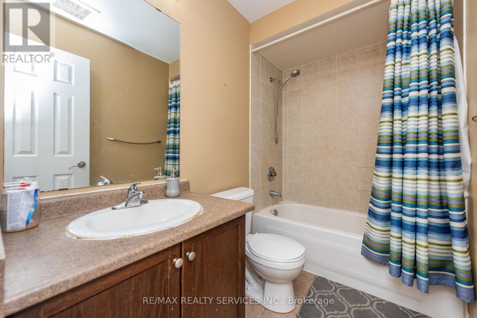 59 Beachville Circle, Brampton, Ontario  L6X 0V3 - Photo 21 - W13849736