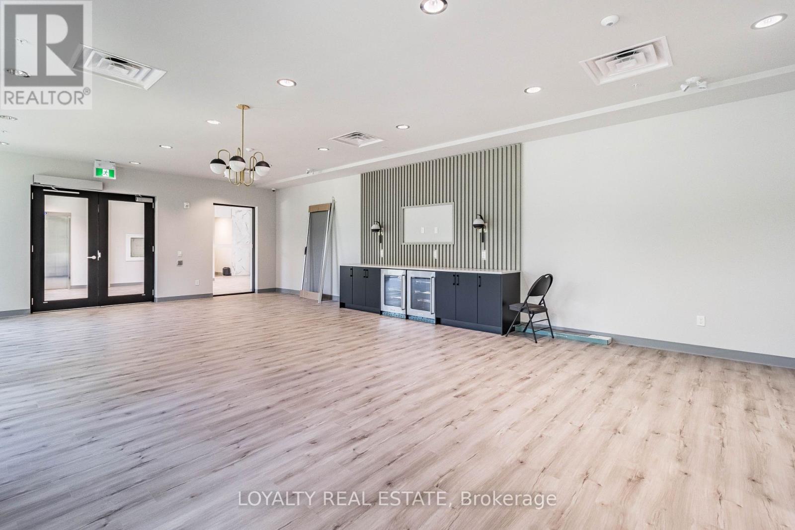 601 - 103 Rogers Street, Waterloo, Ontario  N2J 0G2 - Photo 8 - X13851036