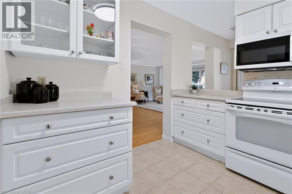 5280 Lakeshore Road Unit# 103, Burlington, Ontario  L7L 5R1 - Photo 12 - 40868071