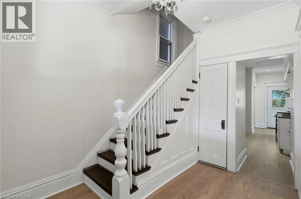 60 Stirton Street, Hamilton, Ontario  L8L 6E8 - Photo 3 - 40867730