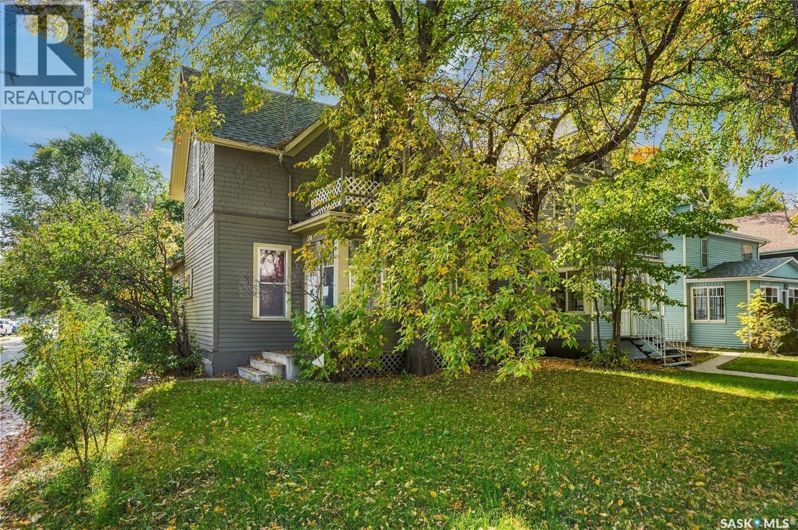 334 10th Street E, Saskatoon, Saskatchewan  S7N 0C7 - Photo 2 - SK050119