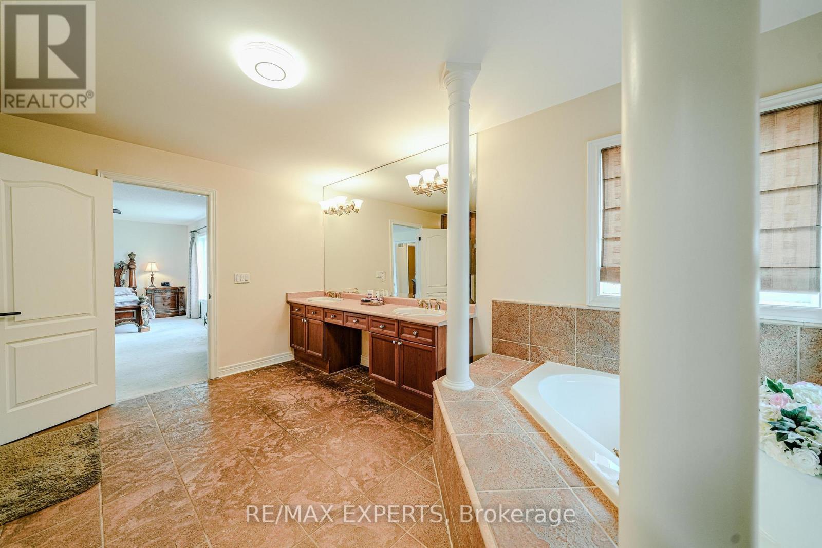 6 Elyssa Drive, Richmond Hill, Ontario  L4B 4V2 - Photo 29 - N13851080