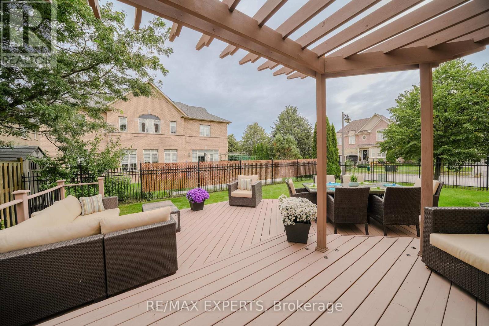 6 Elyssa Drive, Richmond Hill, Ontario  L4B 4V2 - Photo 47 - N13851080