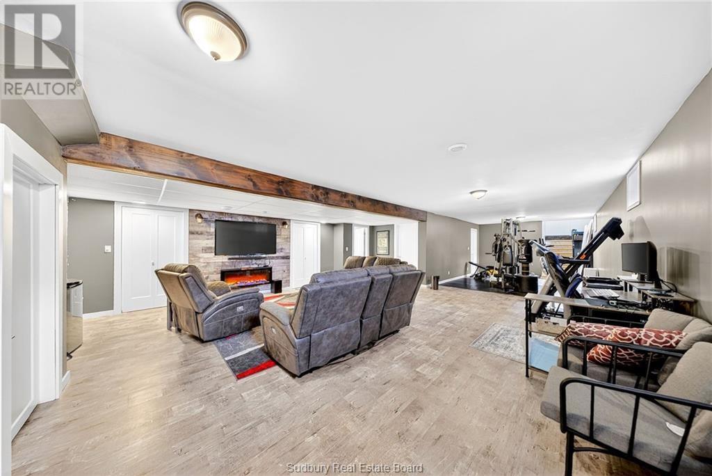 94 Hill Street, Wahnapitae, Ontario  P0M 3C0 - Photo 44 - 2130733