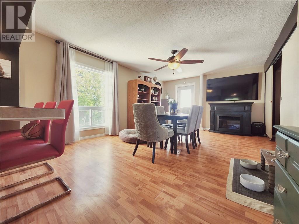 14 Collins, Copper Cliff, Ontario  P0M 1N0 - Photo 7 - 2130707