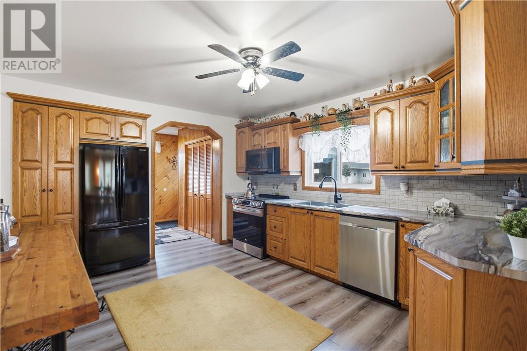 7141 Hwy 17 E, Hagar, Ontario  P0M 1X0 - Photo 7 - 2130706