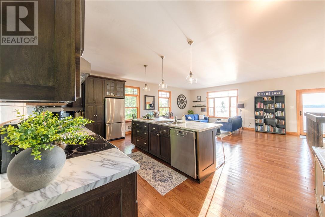 110 Zullich Drive, Kagawong, Ontario  P0P 1J0 - Photo 3 - 2130628