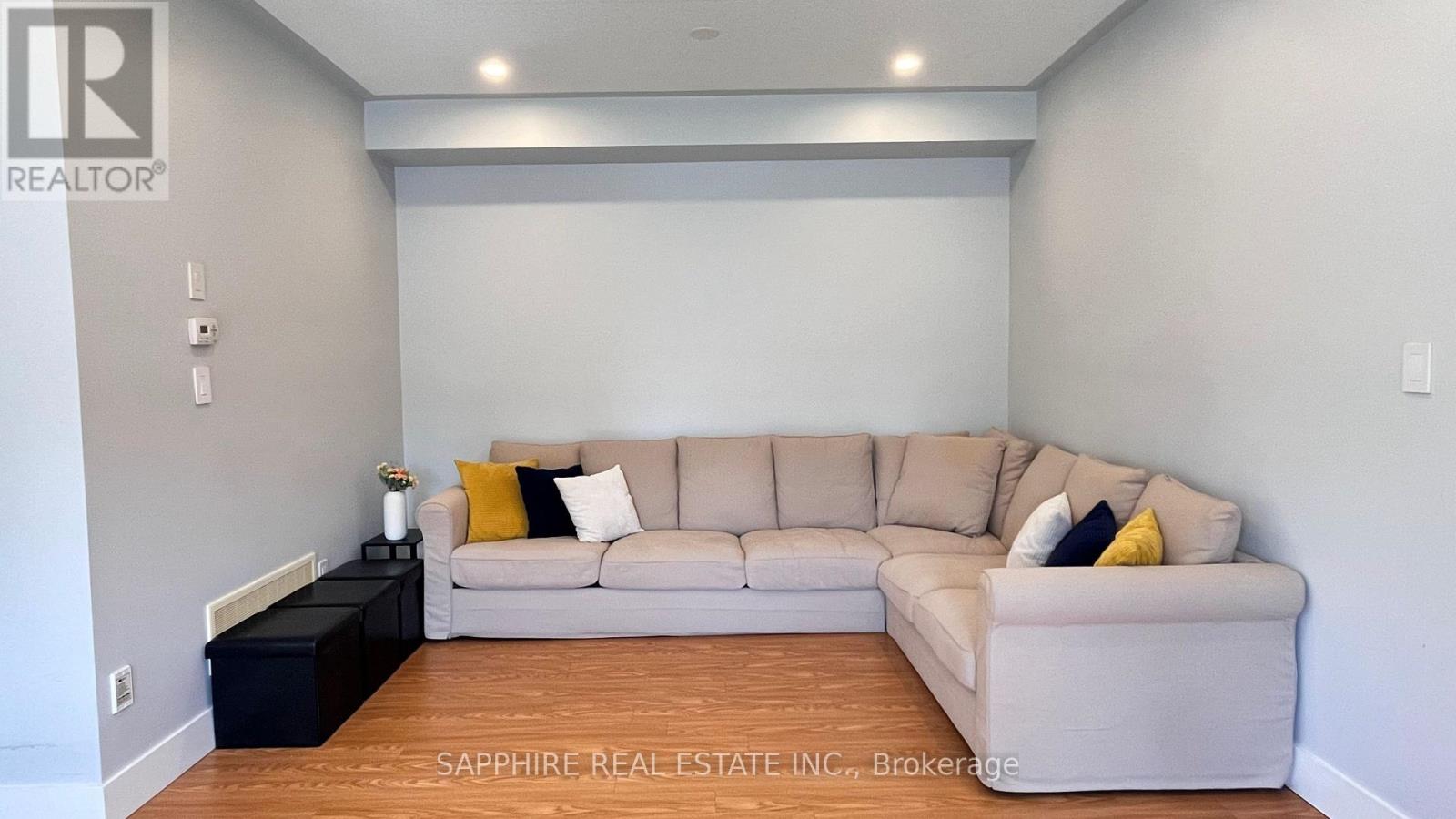 Upper - 1261 Sim Place, Milton, Ontario  L9T 7C7 - Photo 12 - W13815496